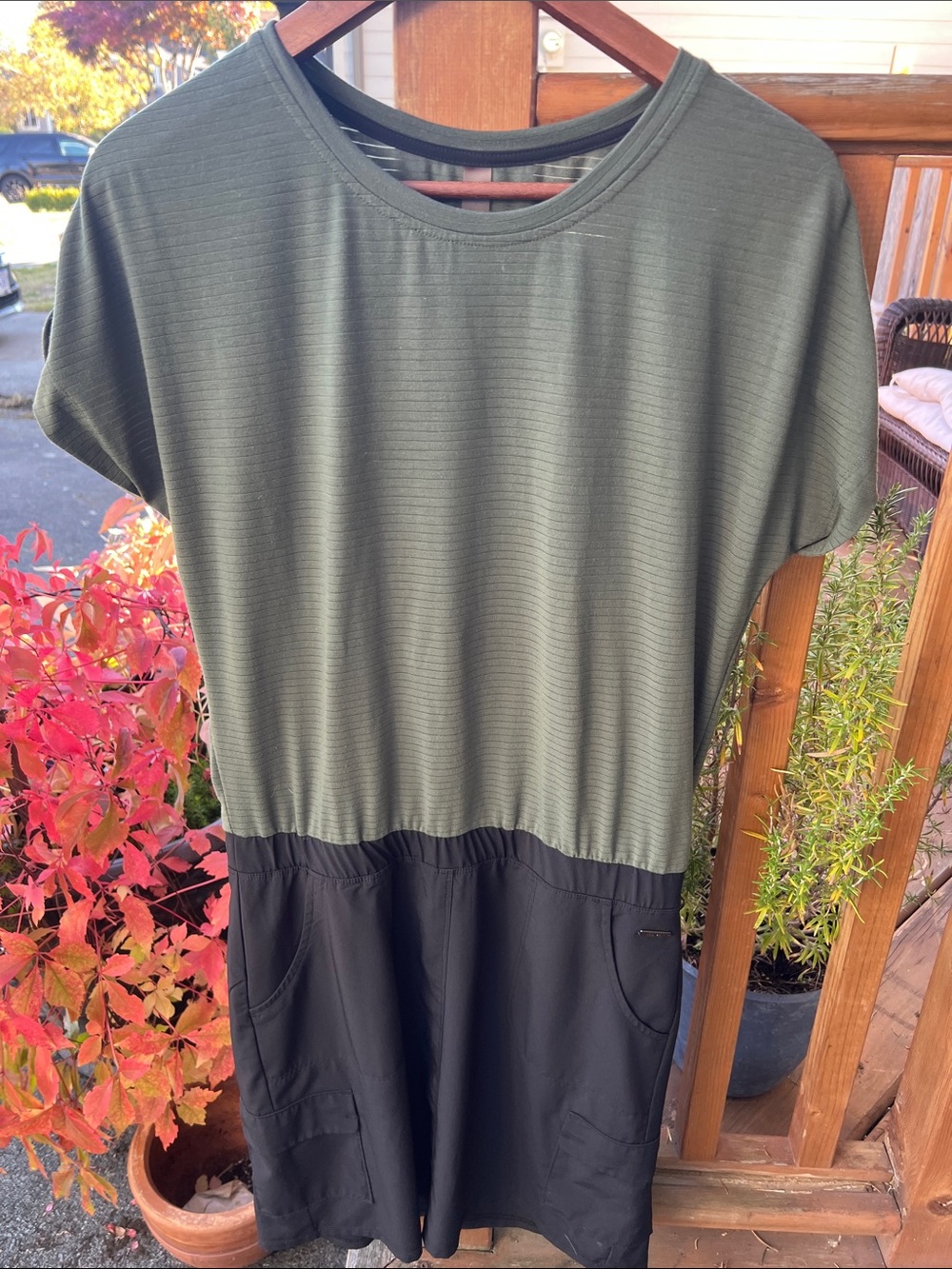 hyba Olive Green and Black Short Sleeve Tunic with Pockets